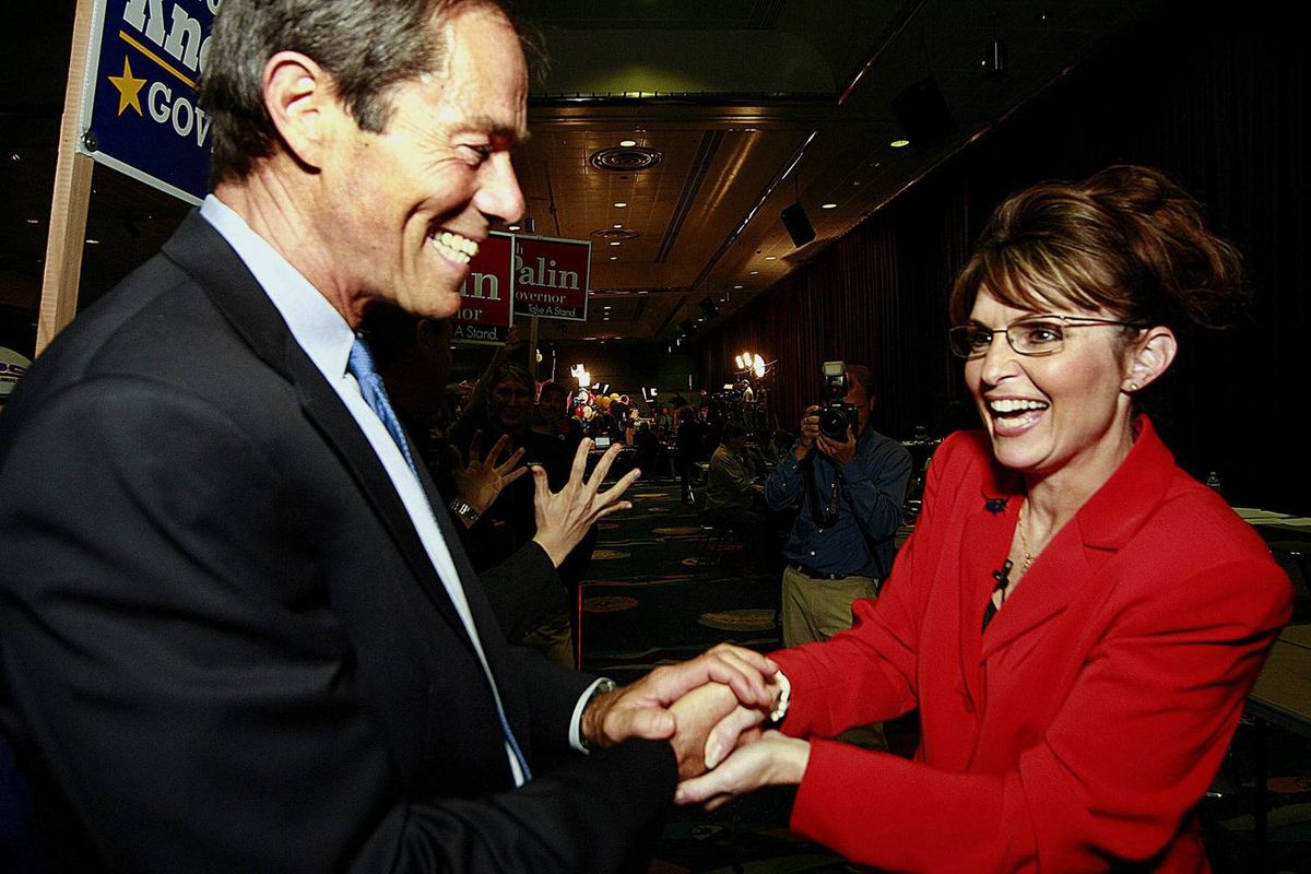 Sarah Palin dă în judecată The New York Times din cauza editorialului filmărilor din Virginia