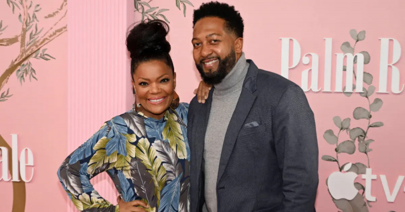 Yvette Nicole Brown és férje, Anthony Davis szerelmi története évtizedek óta készül