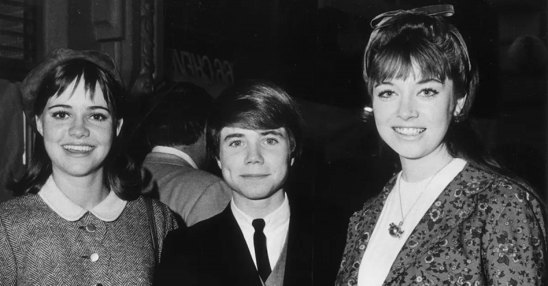 Diễn viên người Mỹ Sally Field, Jon Provost và Angela Cartwright