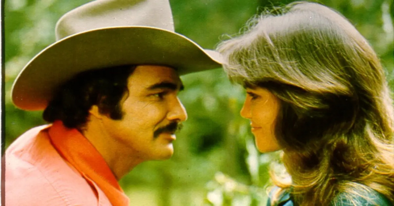 Sally Field và Burt Reynolds
