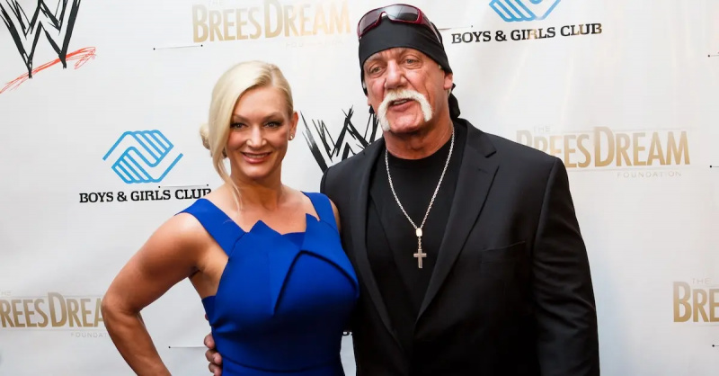 WWEのハルク・ホーガンとジェニファー・マクダニエル's 2014 SuperStars For Kids