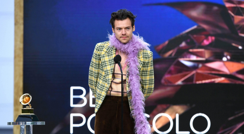 Harry a gagné"Best Pop Solo Performance" at the 63rd Grammy Awards.