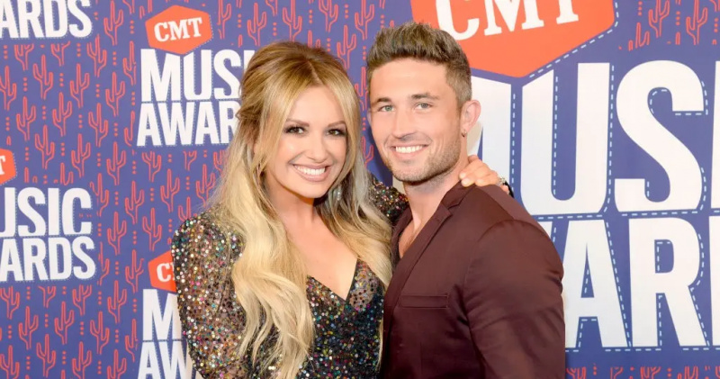 Carly Pearce e Michael Ray ai Country Music Awards