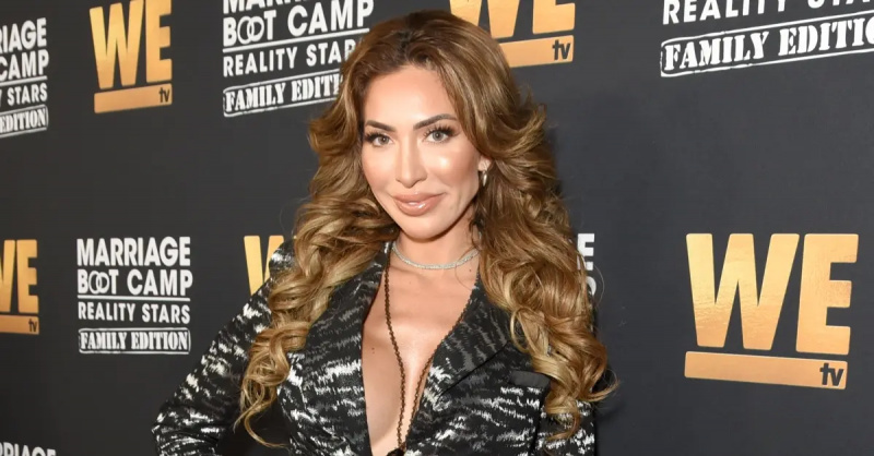Farrah Abraham uczestniczy w programie WE tv Świętuje 100. odcinek programu"Marriage Boot Camp" reality stars franchise and the premiere of "Marriage Boot Camp Family Edition" on Oct. 10, 2019