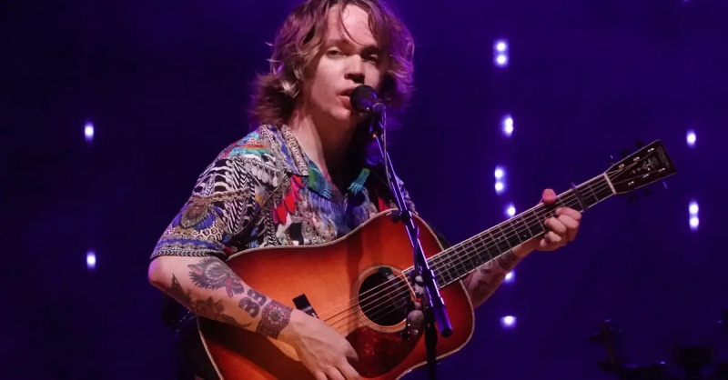 Billy Strings è felicemente sposato con Ally Dale: ecco come si sono incontrati per la prima volta