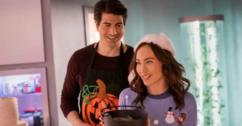 Courtney Ford som Nora Darhk og Brandon Routh som Ray Palmer / The Atom on'Legends of Tomorrow.'