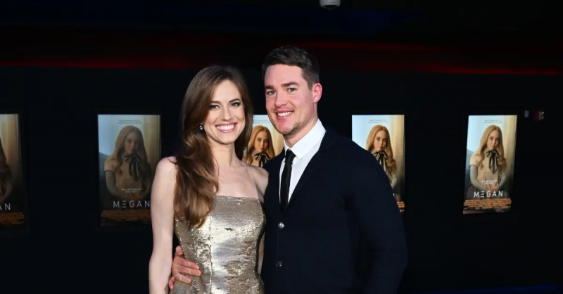 allison williams și alexander dreymon