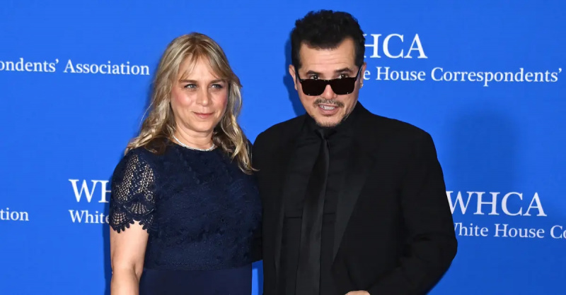 John Leguizamo a spus „Eu fac” de două ori, dar a doua oară s -a blocat