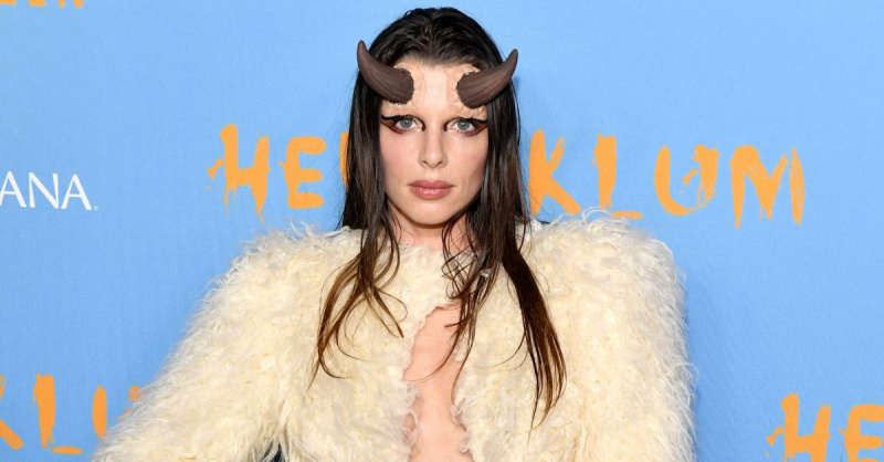 Julia Fox hat kürzlich auf TikTok darüber gesprochen, warum sie mit Ye, ehemals Kanye West, ausgegangen ist