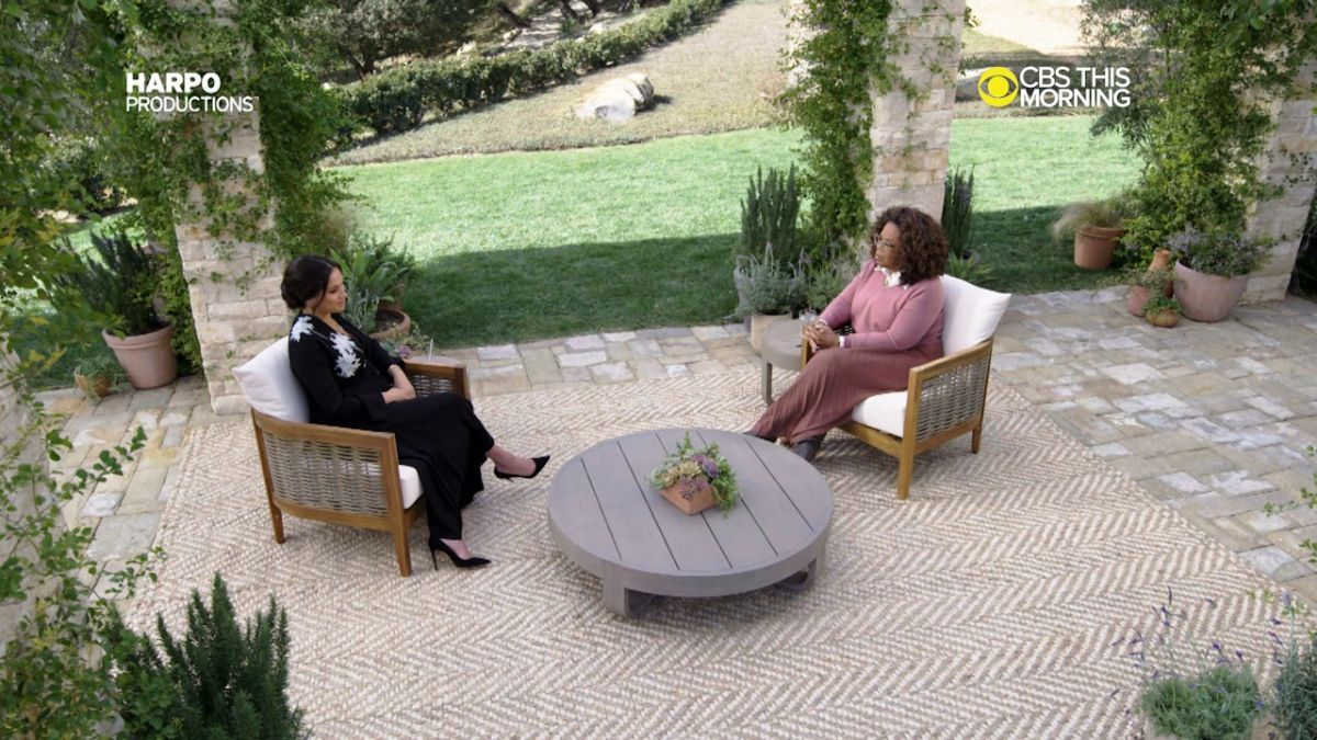 Ang kinang ni Oprah Winfrey ay nagpapakita sa isang nakamamanghang panayam kina Harry at Meghan