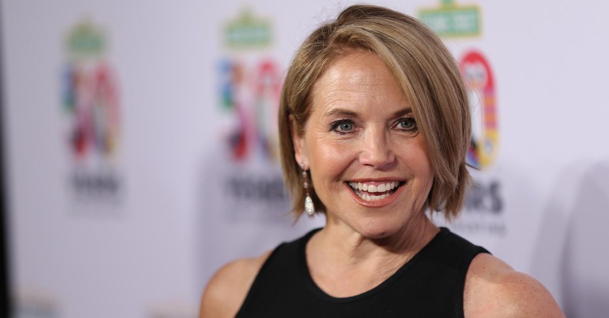 Katie Couric verließ NBC, um die erste alleinige Abendmoderatorin zu werden