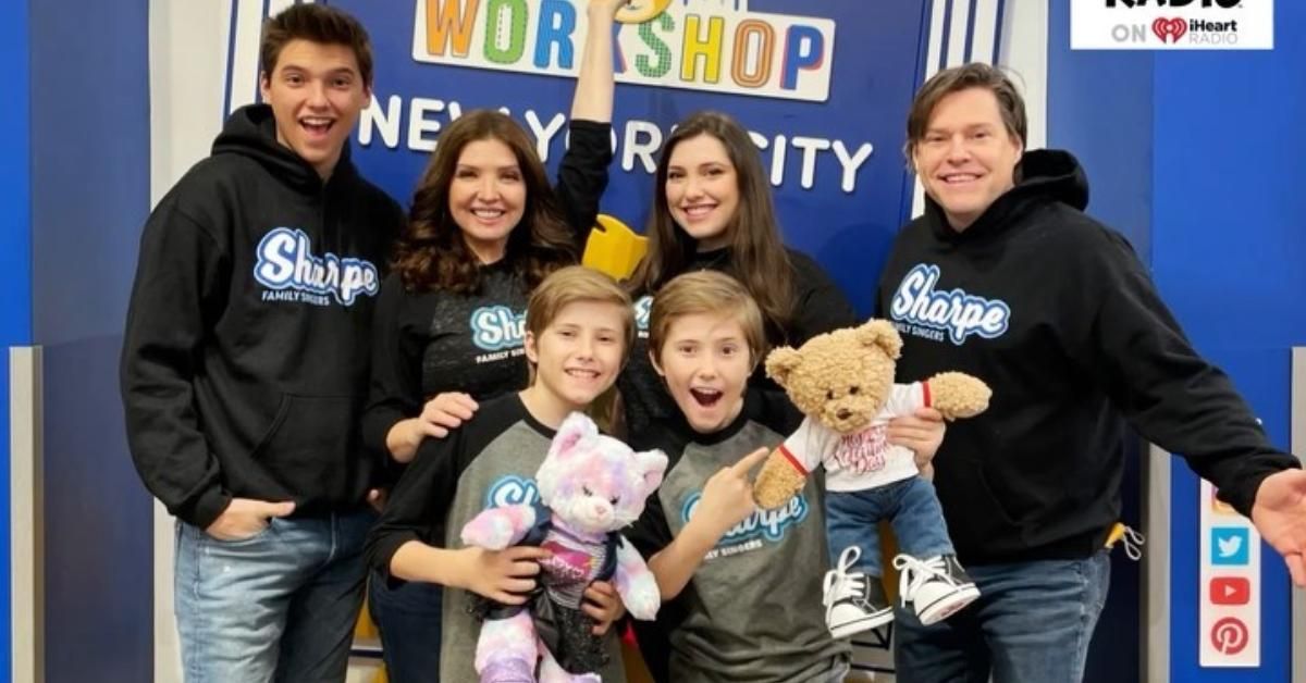 En deltaker på 'American Idol' er i en berømt TikTok -sanggruppe med familien sin