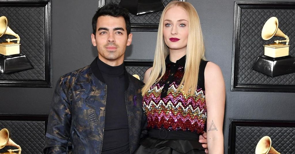 Aquí está todo lo que sabemos hasta ahora sobre el embarazo rumoreado de Sophie Turner