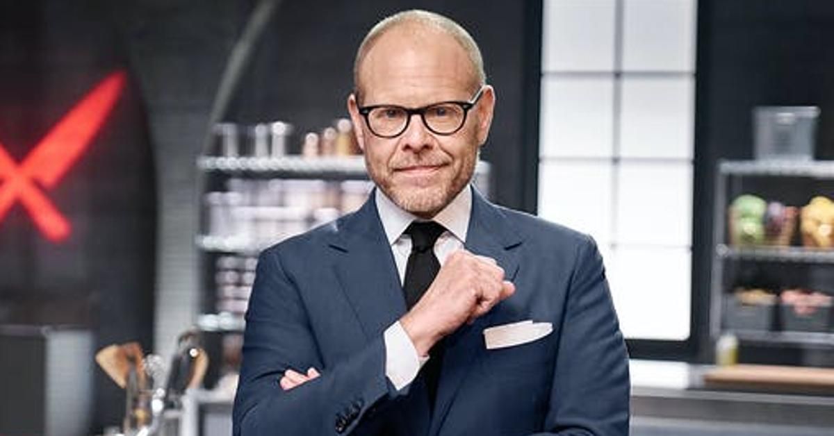 Od „dobrého jídla“ po špatné tweety: Alton Brown kritizován za komentáře holocaustu