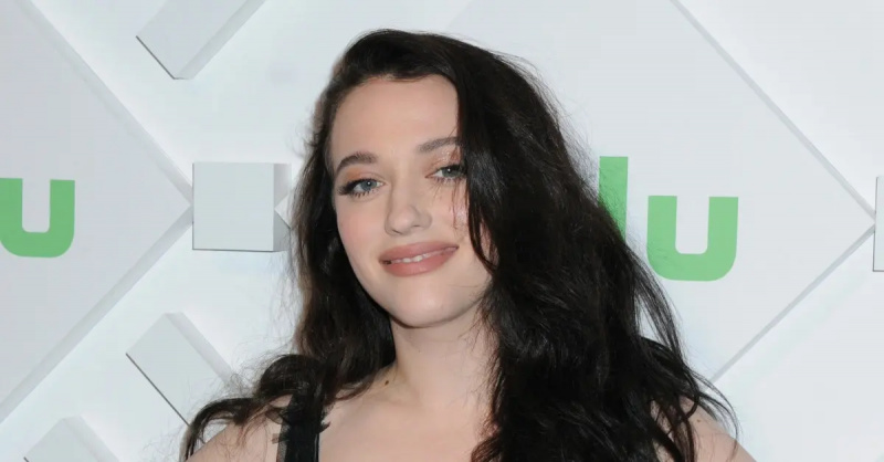 Hvězda Marvel a 'Shifting Gears' Kat Dennings pochází od opravdu působivých rodičů