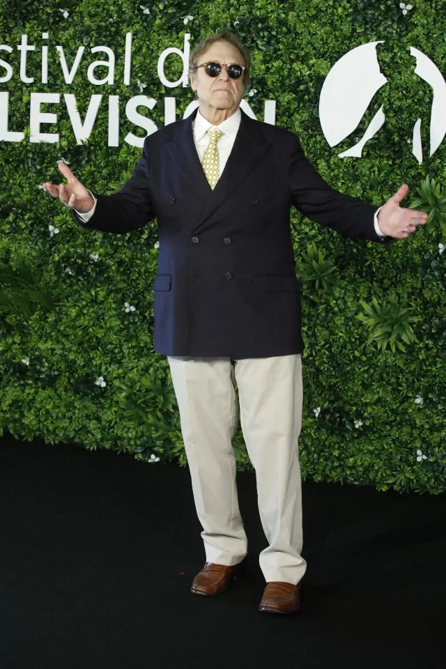   john goodman nettoförmögenhet,john goodman ålder,john goodman hälsoproblem,hur mycket väger john goodman,john goodman vikt och längd,hur lång tid tog det för john goodman att gå ner i vikt,hur mycket vägde john goodman på roseanne,hur vägde john goodman gå ner i vikt,john goodman viktminskningsoperation,john goodman viktminskning äppelcidervinäger,john goodman viktminskning före och efter,diet john goodman viktminskning,skådespelare john goodman viktminskning,john goodman viktminskningsplan,john goodman viktminskningshemlighet, john goodman viktminskning alkohol,john goodman viktminskning 2021,hur gick john goodman ner i vikt,hur gick john goodman ner i vikt,hur gick john goodman ner i vikt