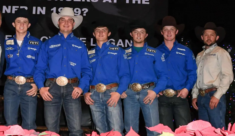   Stetson Wright, Jesse Wright, Ryder Wright, Rusty Wright, Spencer Wright și Cody Wright la Rodeoul finală națională din 2019