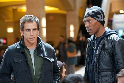   أفلام مثل الخارجين عن القانون ، وقائمة الأفلام الخارجة عن القانون ، والأفلام الكورية مثل الخارجين عن القانون ، وأفلام مثل الخارجين عن القانون في بايتاون ، وأفلام مثل الخارجين عن القانون الأمريكيين ، والأفلام مع الخارجين عن القانون في العنوان ، والأفلام مثل الحريق ، والأفلام المشابهة للفوضى