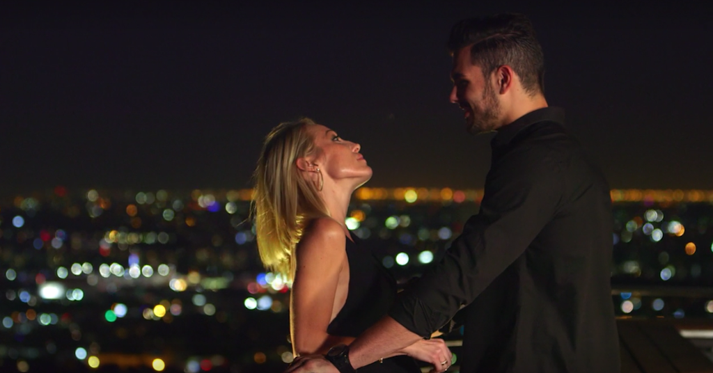 'Pārdod saulrieta Mariju un Romēnu ir diezgan daudz #RelationshipGoals