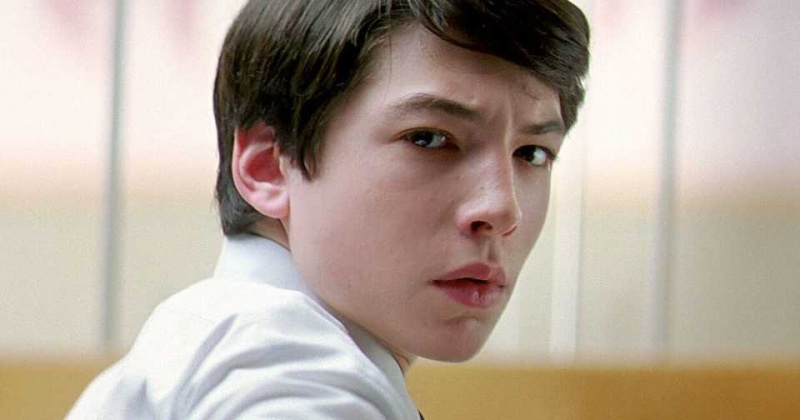 ezra miller supruga, ezra miller neto vrijednost, ezra miller instagram, ezra miller imdb, ezra miller harry potter, ezra miller wiki, harry potter i kamen filozofa ezra miller, ezra miller Batman, ezra miller svi filmovi, ezra miller popis svih filmova ,ezra miller najbolji filmovi
