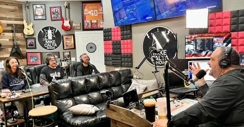 'The Mike Calta Show' on 102.5