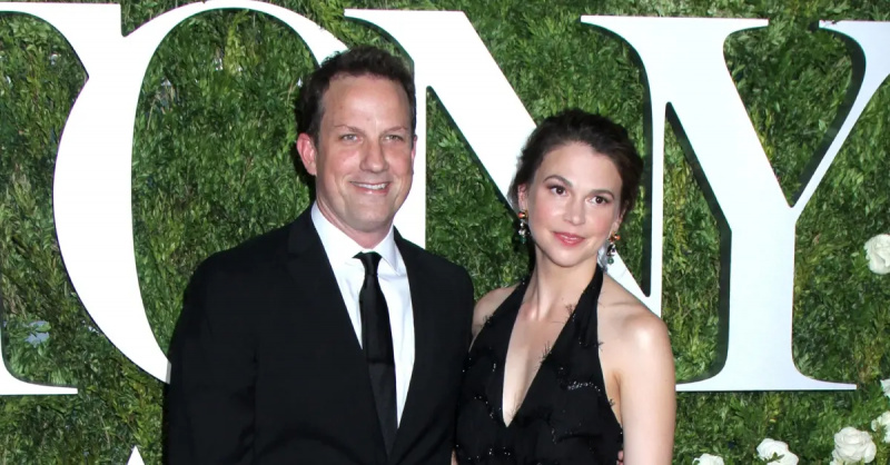 Kekayaan Bersih Sutton Foster Tidak Sedramatis Perkembangan Pribadinya Terkini