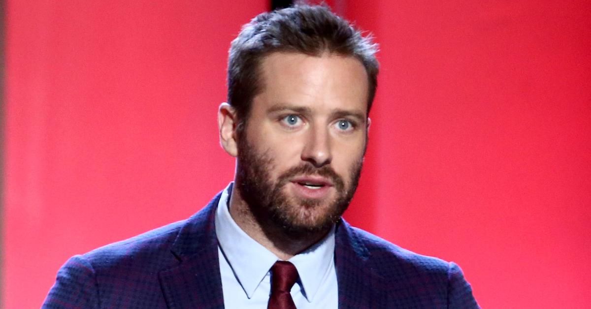 Armie Hammer hat angeblich nur 15 Minuten vom Fundort der Überreste der vermissten Frauen an Bauarbeiten gearbeitet