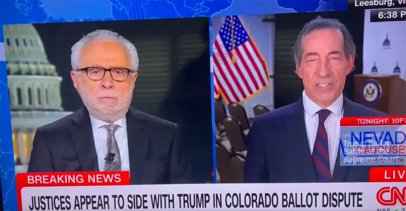 (l-r) Wolf Blitzer a Jamie Raskin dál'The Situation Room' on Feb. 8, 2024