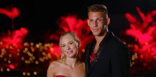 Jonah và Taylor từ Love Island USA: Đã khám phá hiện trạng
