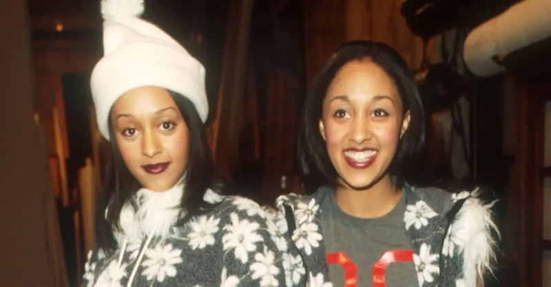 Tia i Tamera Mowry mlađe.