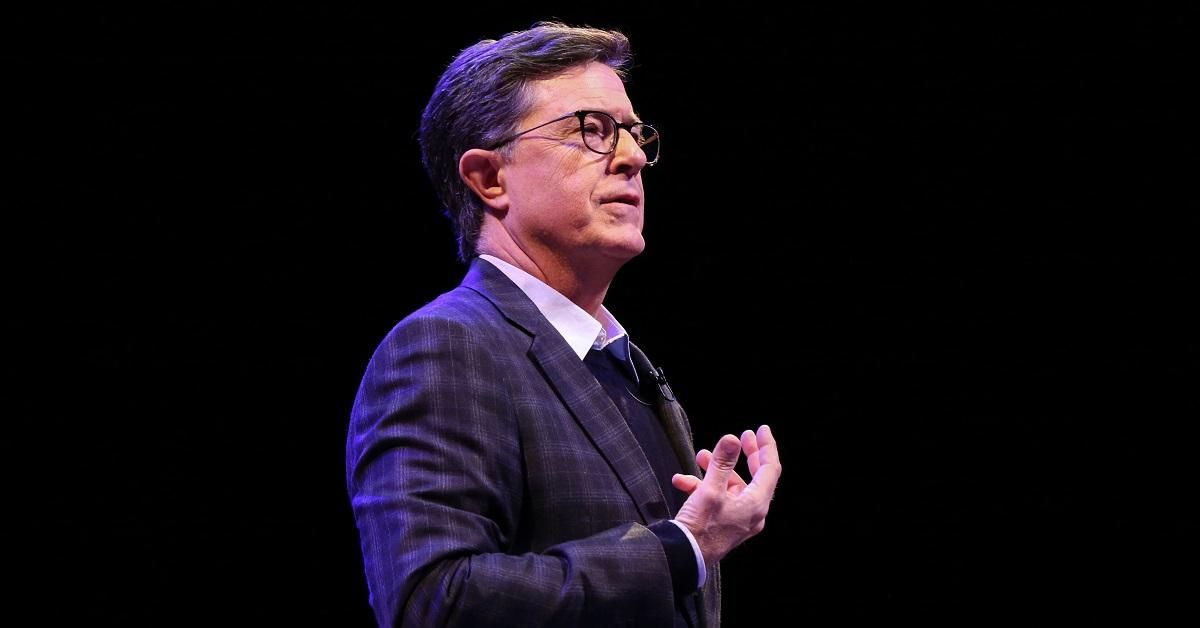 Stephen Colbert ma łagodne pozycyjne zawroty głowy, które powodują u niego upadek
