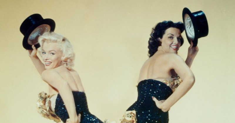 Marilyn Monroe e Jane Russell em'Gentlemen Prefer Blondes.'