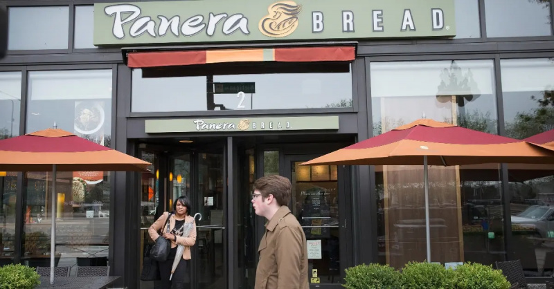 Panera 직원, 소리지르는 아이 때문에 엄마의 주문을 거부하다