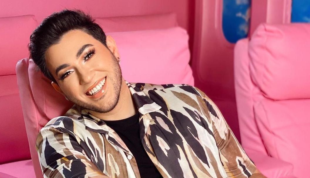 Manny MUA-samtaler guider 6 teenagere gennem deres kommende rejse i ny Snap Original (EKSKLUSIV)