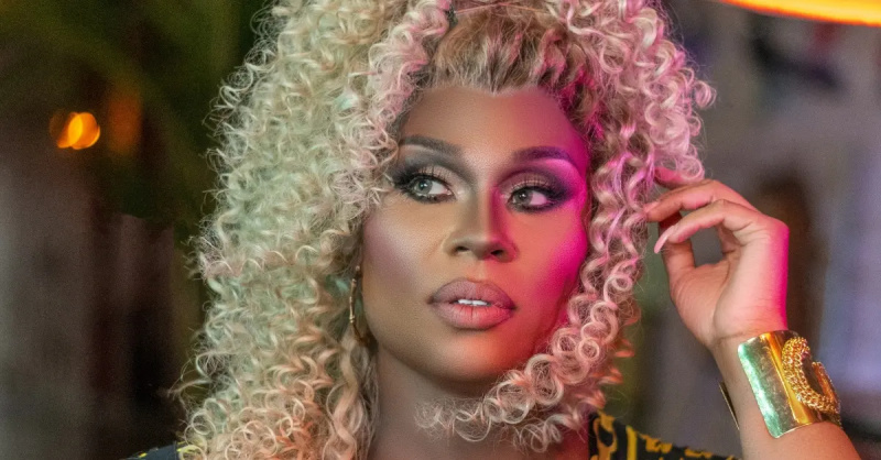 Miss Peppermint iført Versace af Ricardo Diaz
