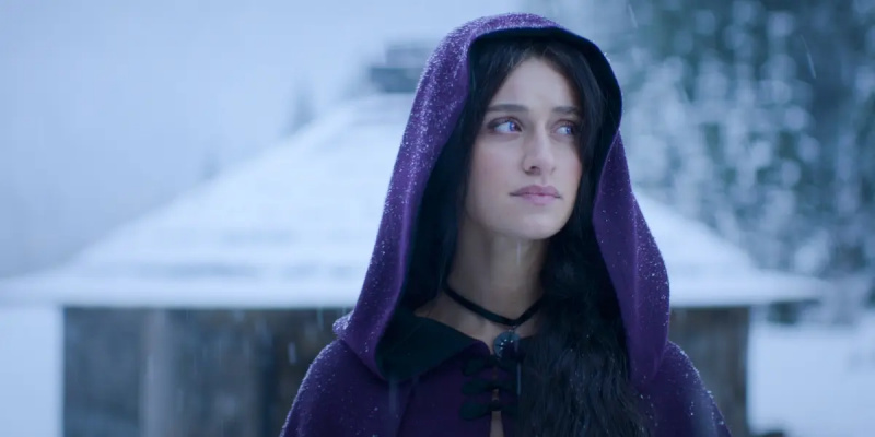 Anya Chalotra sebagai Yennefer dari Vengerberg di'The Witcher.'