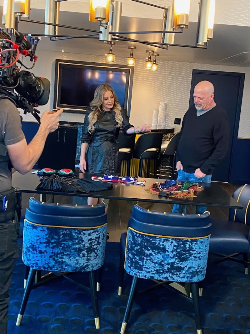 Pawn Stars bölümü Taylor Dayne Rick Harrison Circa Las Vegas