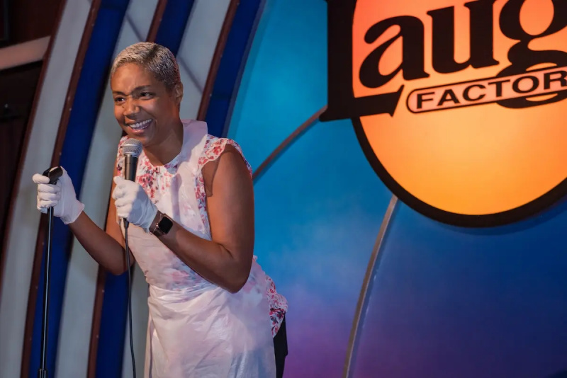 Tiffany Haddish แสดงที่ Laugh Factory วันที่ 23 พฤศจิกายน 2023