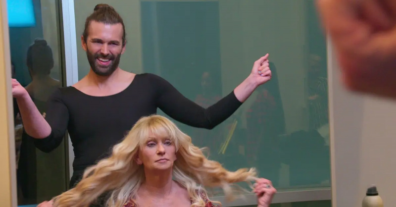Džonatans Van Ness un Terija Vaita 601. sērijā'Queer Eye.'
