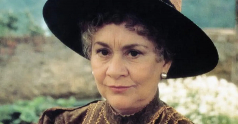 Joan Plowright w zaczarowanym kwietniu
