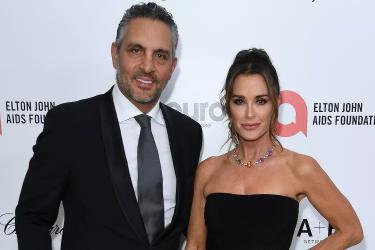   mauricio umansky ja kyle,mauricio umansky ja kyle nuori,mauricio ja kyle avioliitto,mauricio ja kyle umansky nettovarallisuus,mauricio umansky ja kyle richards nuori,kyle ja aviomies