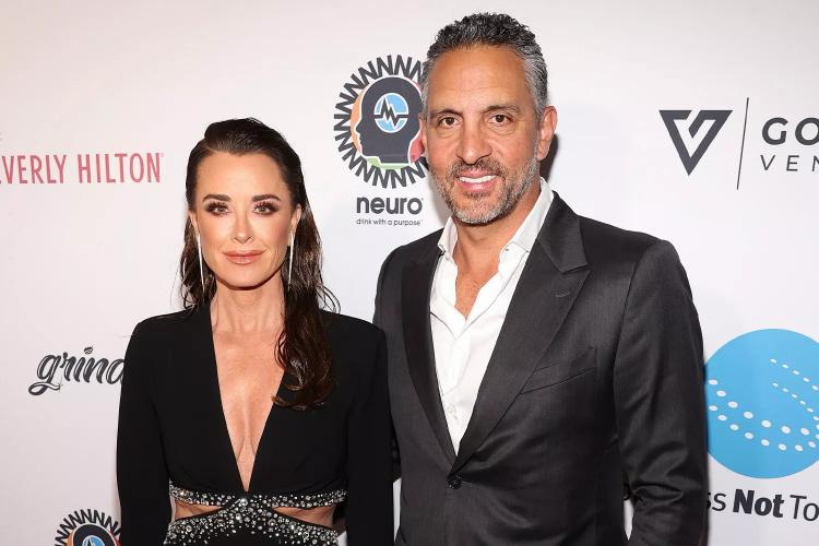   mauricio umansky ja kyle,mauricio umansky ja kyle nuori,mauricio ja kyle avioliitto,mauricio ja kyle umansky nettovarallisuus,mauricio umansky ja kyle richards nuori,kyle ja aviomies