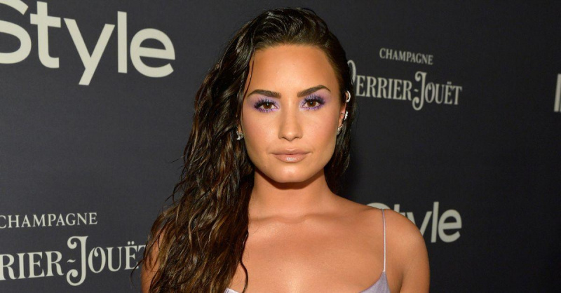 Demi Lovato partecipa a un evento.