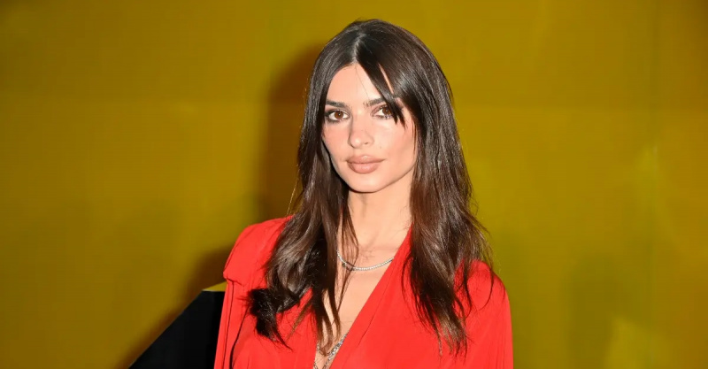 Emily Ratajkowski