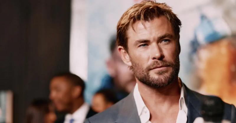 L'attore Chris Hemsworth a'Extraction 2' premiere.