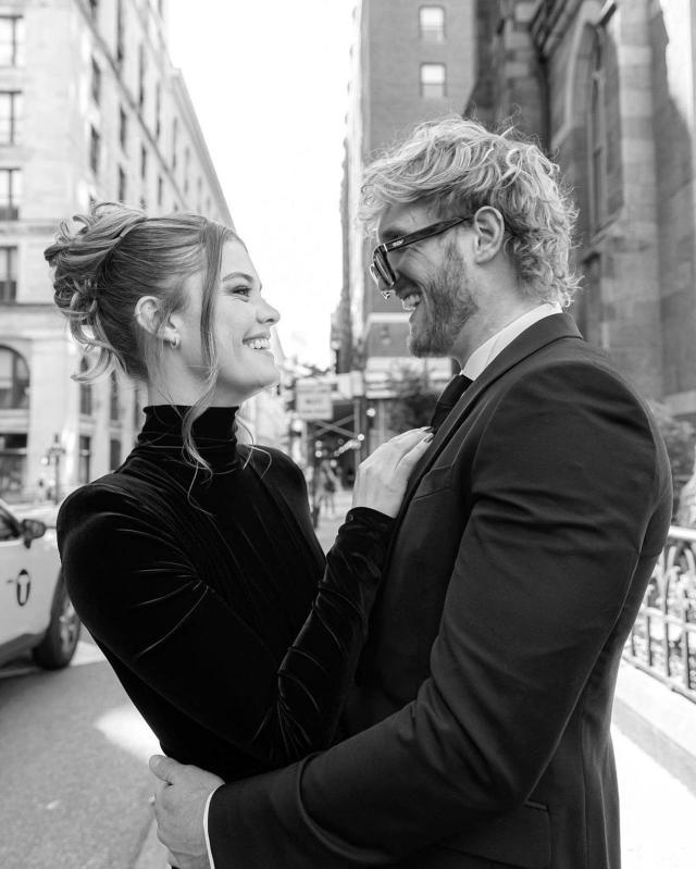   Logan Paul forlovet seg med Nina Agdal