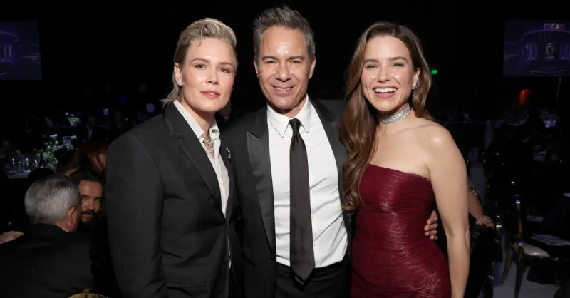 Ashlyn Harris, Eric McCormack et Sophia Bush en 2024