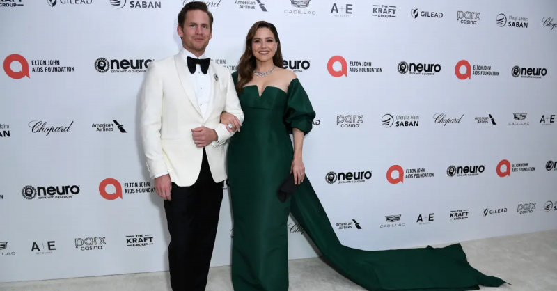 Grant Hughes et Sophia Bush en 2023
