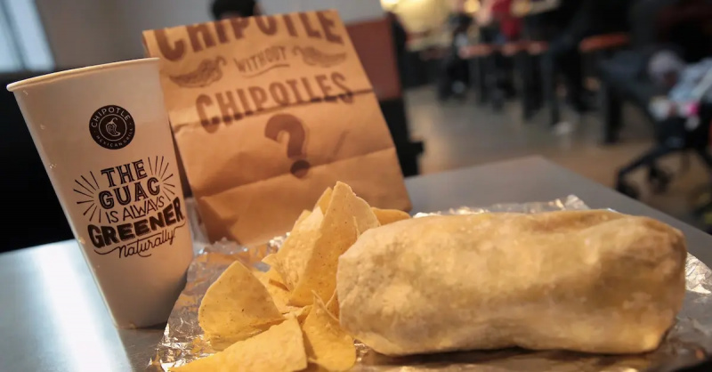 Муж заказывает Chipotle, чтобы они не экономили на еде его жены, отвечает TikTok