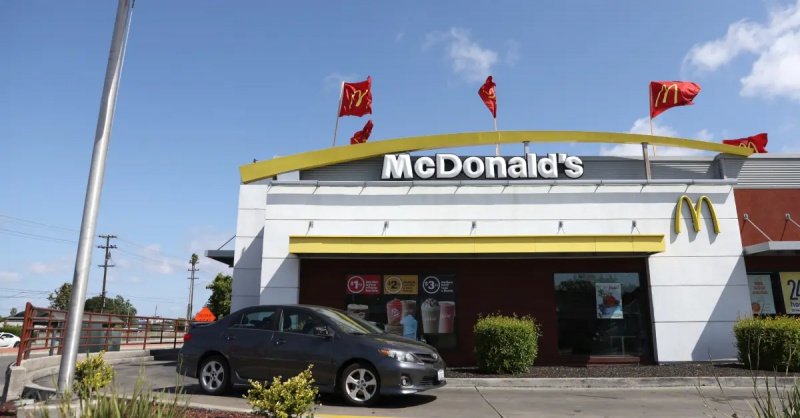 McDonald's Mengumumkan Akan Mengubah Burgernya di Semua Lokasi AS pada 2024